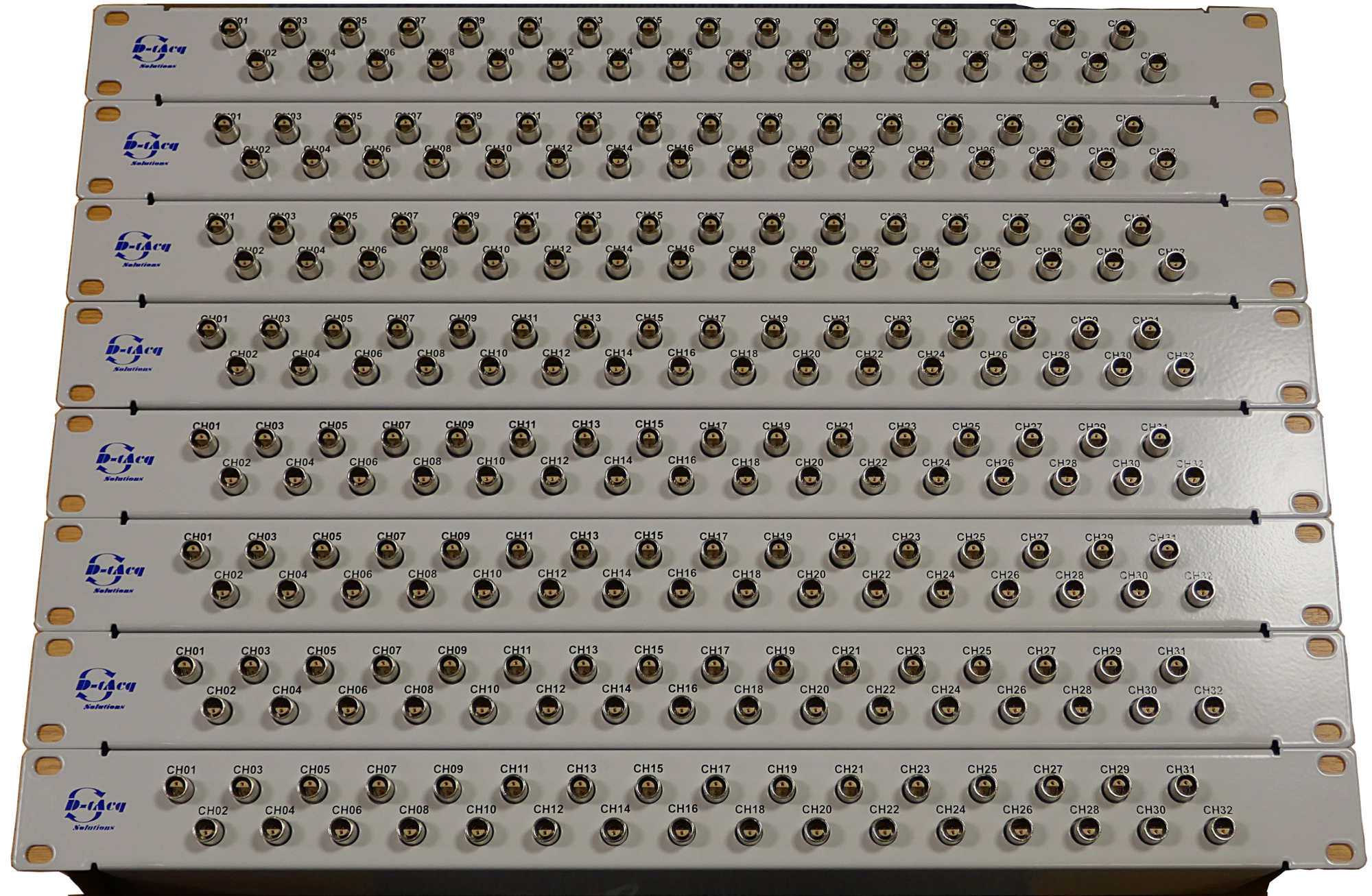 Example: LEMOPANEL, high quality differential connector panel